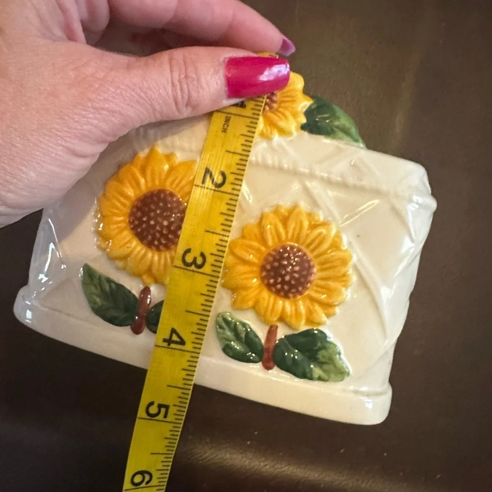 Kimco napkin holder